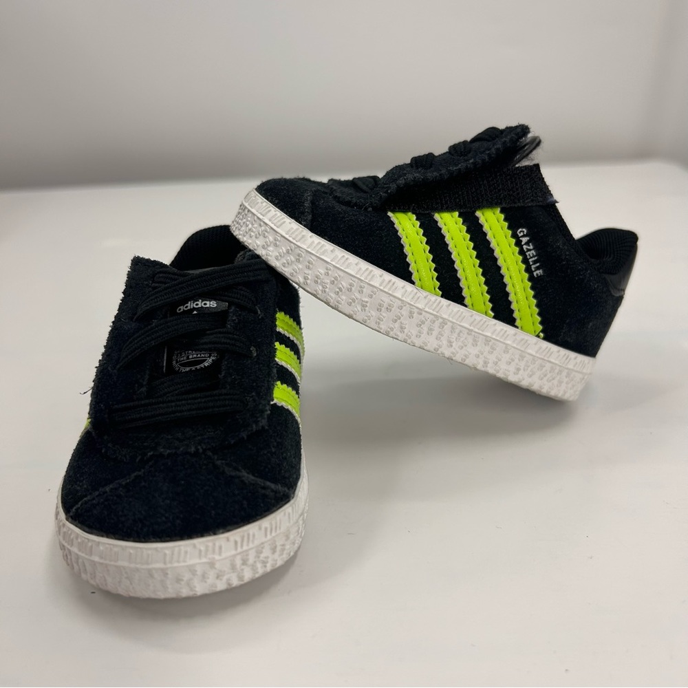 Adidas Gazelle Infant Sneakers Black Suede Shoes Size 2